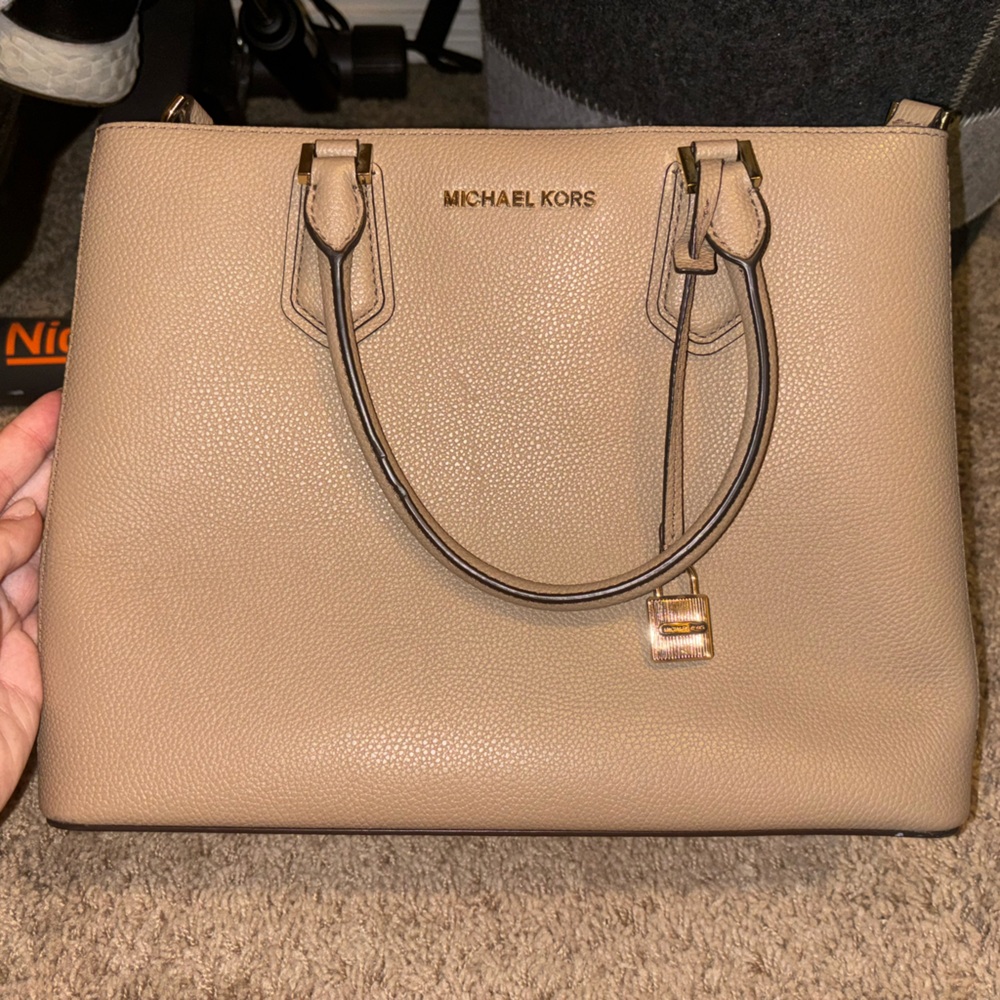 Michael Kors Top Handle/Crossbody